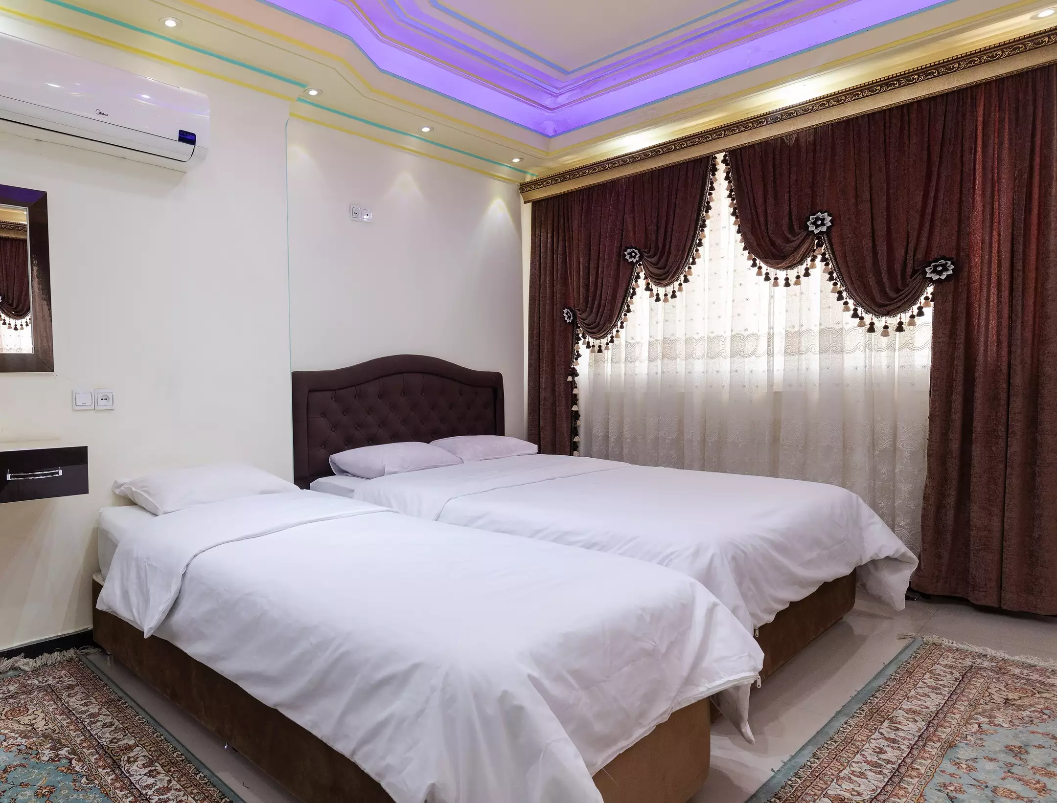 Alibaba https://cdn.alibaba.ir/ostorage/hotel-accommodation-images/685a5517a1e6f83605b7394e_سه تخته.webp